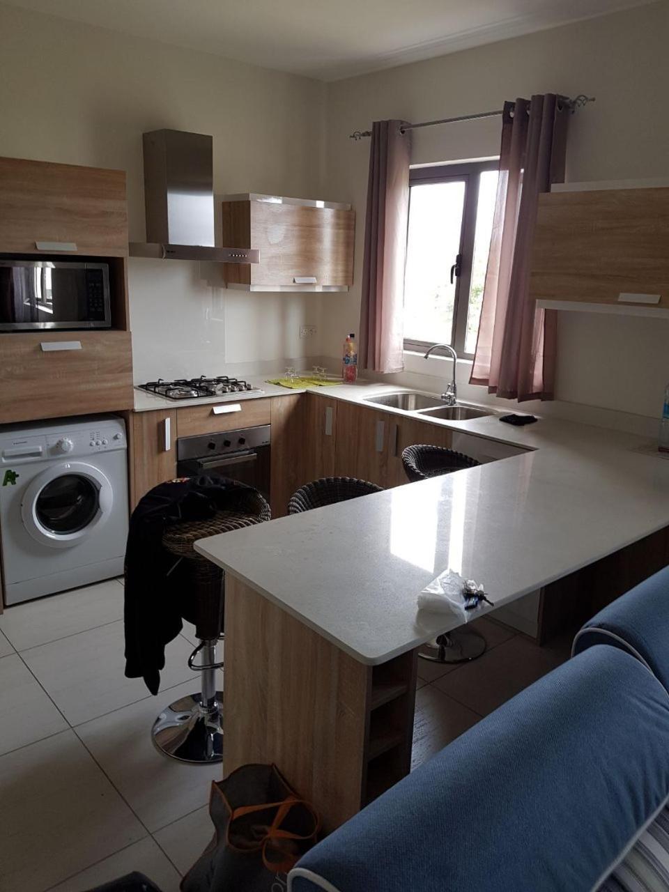 Sea And Mountain View Apartment Flic en Flac Екстер'єр фото