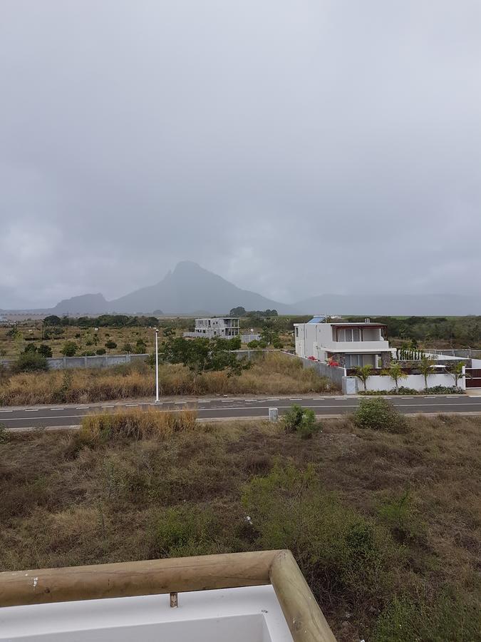 Sea And Mountain View Apartment Flic en Flac Екстер'єр фото